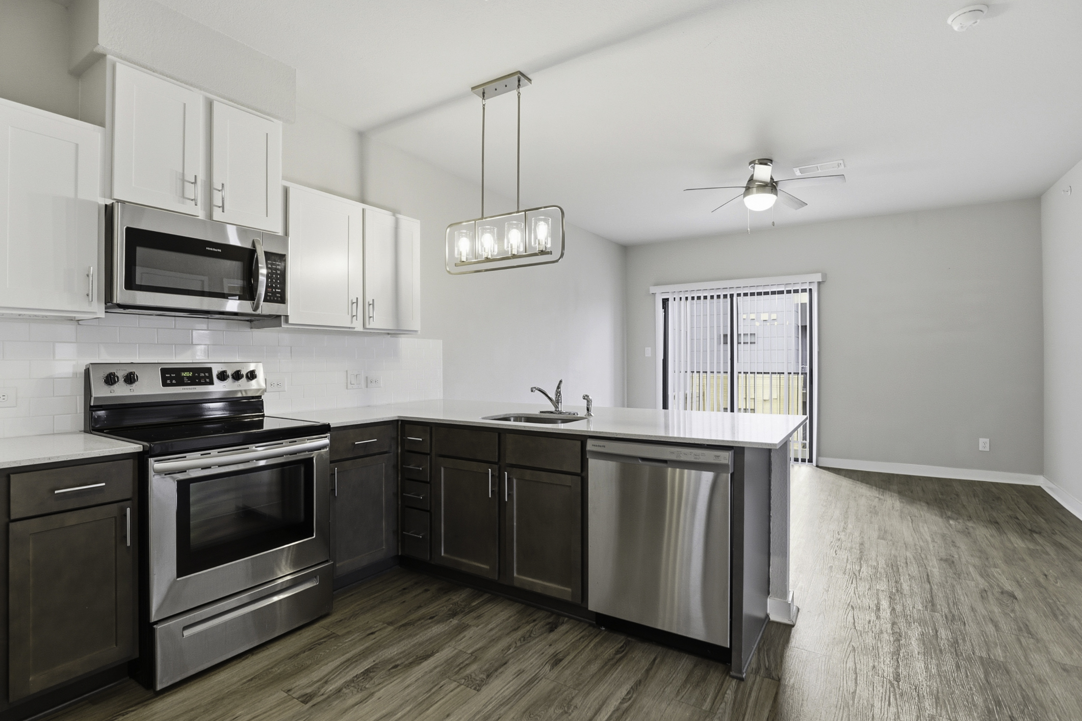 711 South Frio Street - 2104