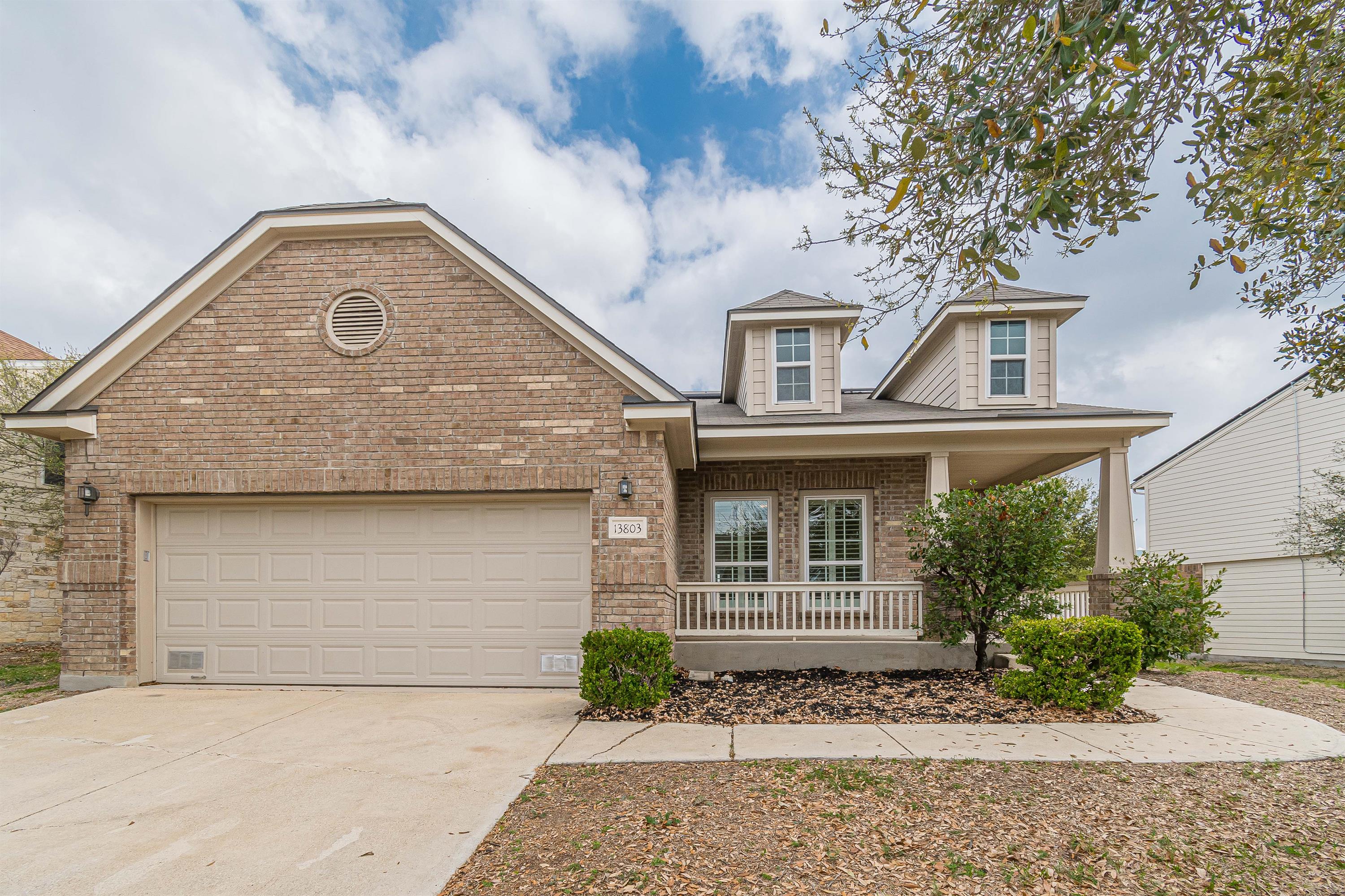13803 Laramie Hill